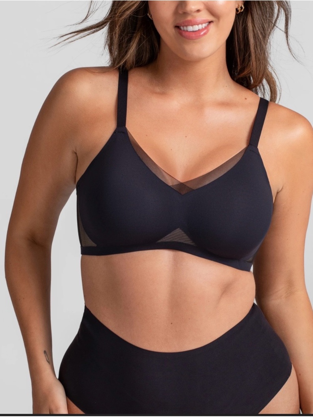 Honeylove Crossover Black Wireless Mesh-Trim Bra